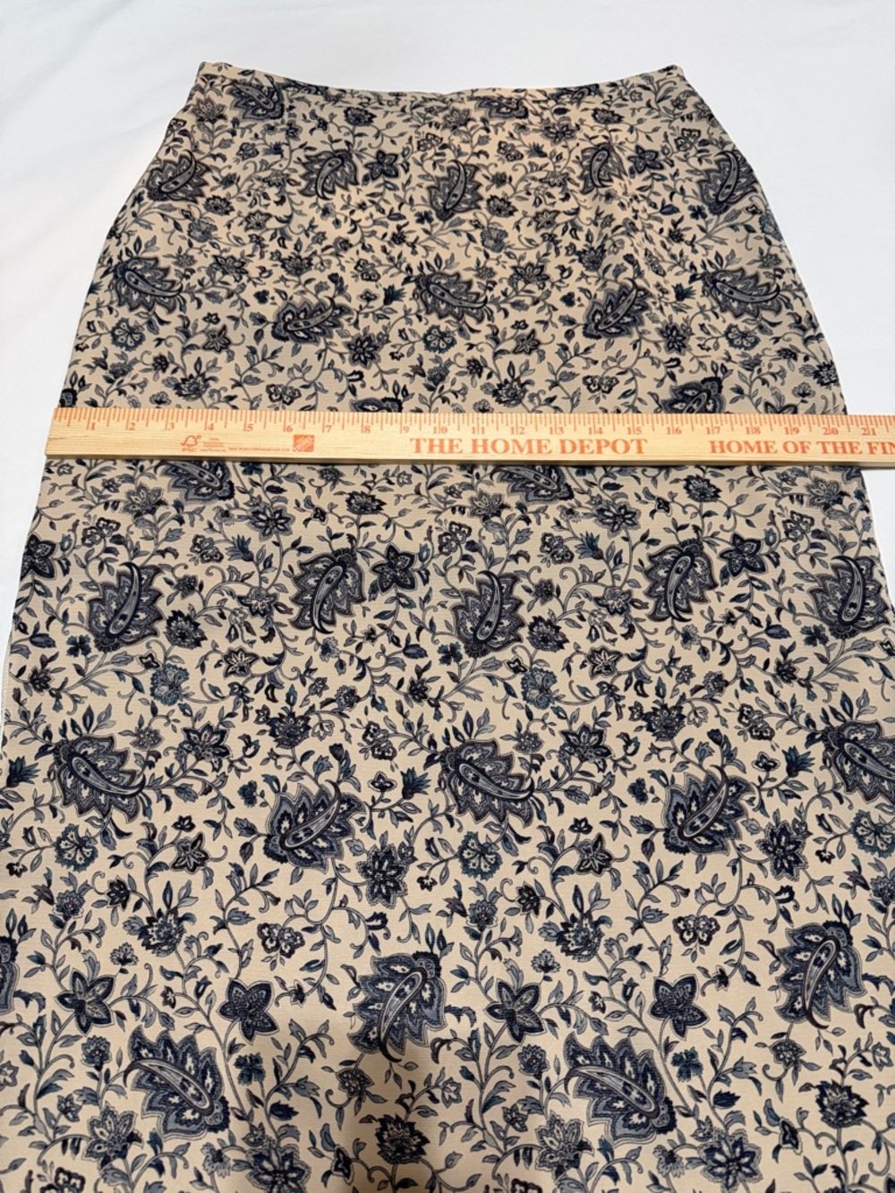 Talbots Floral Paisley Midi Skirt with Side Slits 100% Silk size 12 New - Picture 3 of 9